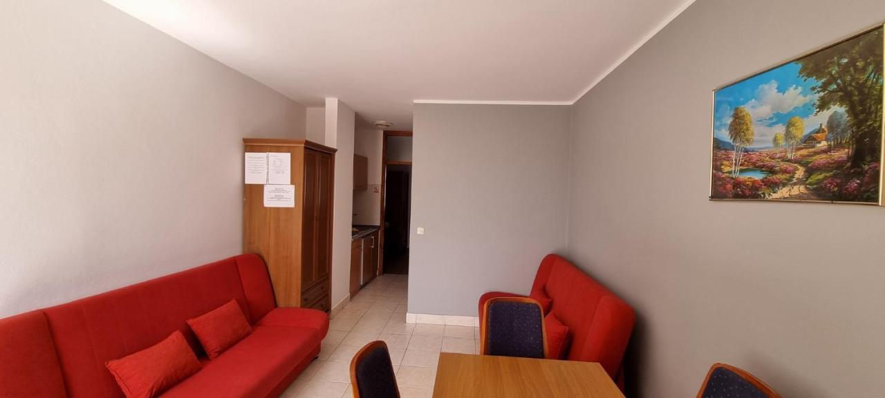 Apartments Mark - 10 M From Sea Medulin Extérieur photo
